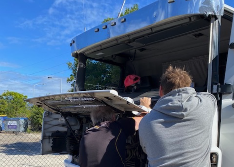 Windscreen work by Local Guys